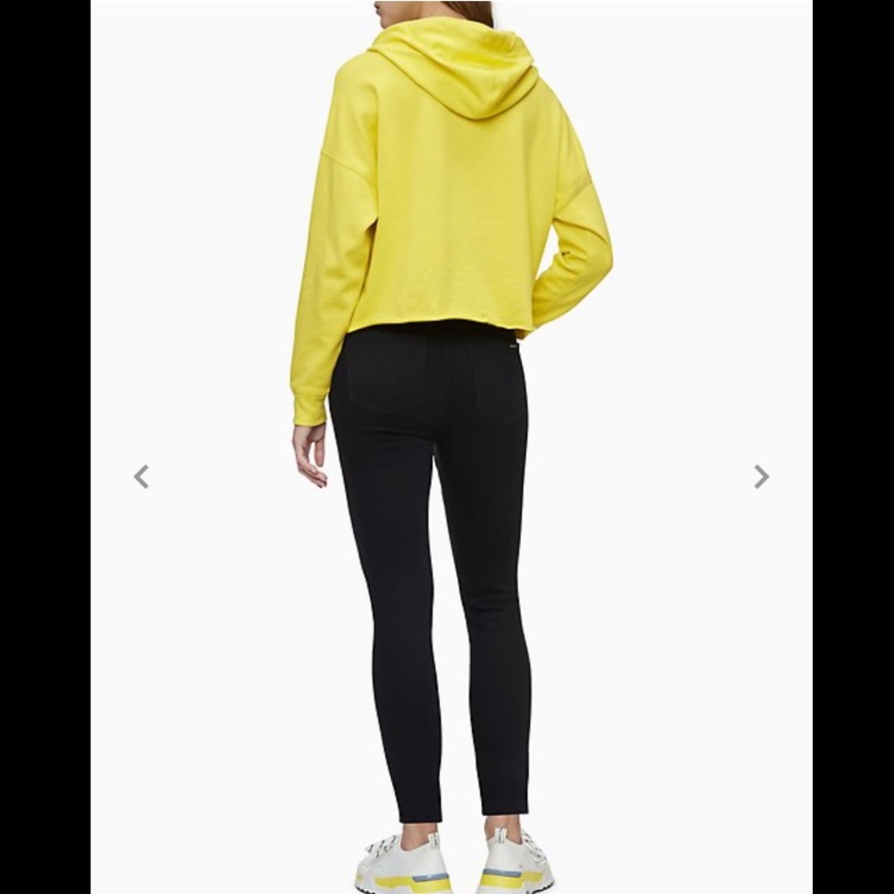XS- Calvin Klein cropped hoodie - Picture 6 of 11